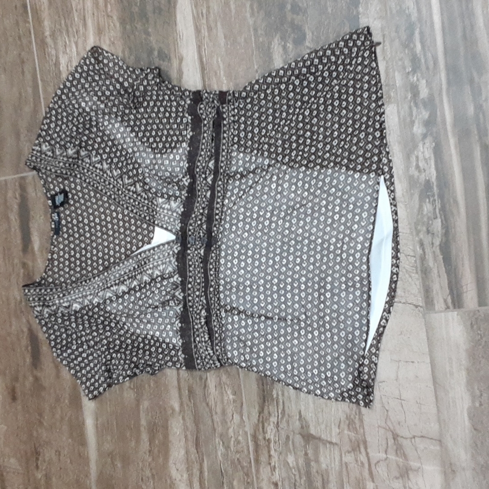 East 5th size large sheer career wear top over under tank in excellent condition